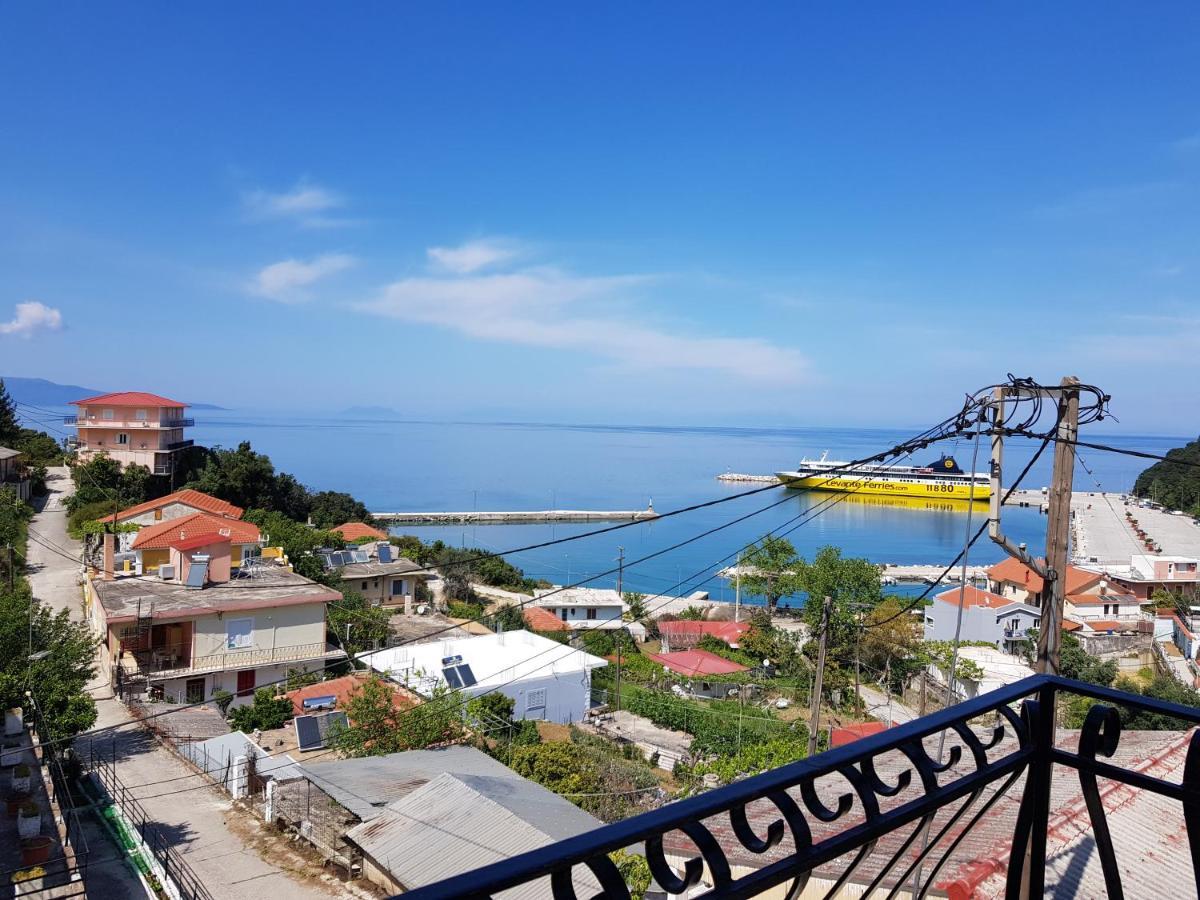 Golden Flower'S Apartment Πόρος Εξωτερικό φωτογραφία