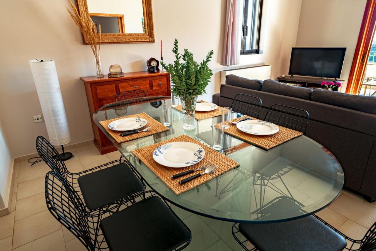 Golden Flower'S Apartment Πόρος Εξωτερικό φωτογραφία